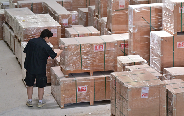 Packaging & Global Delivery